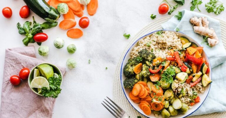 Foods - Flat-lay Photography of Vegetable Salad on Plate